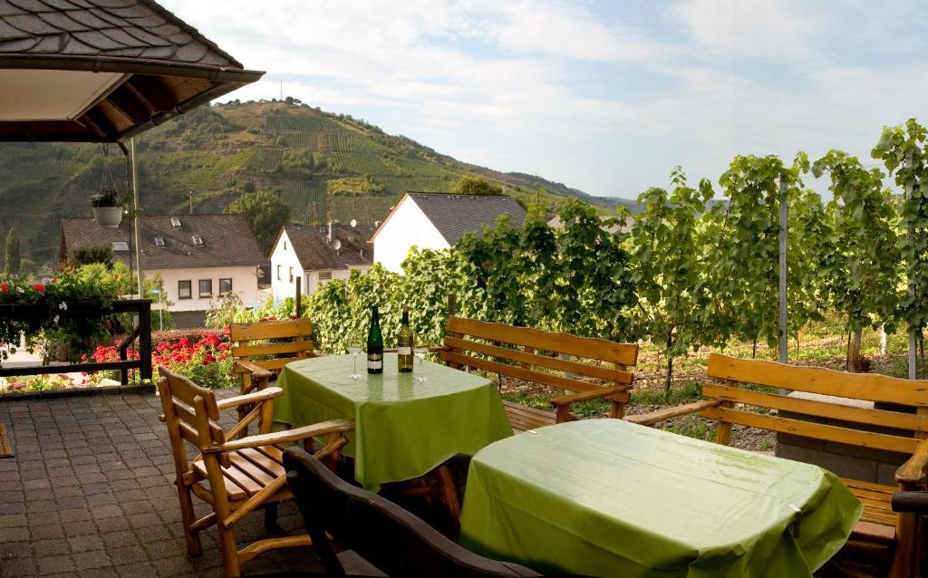 Ferienweingut Hirschen Schulstrasse Burg (Bernkastel-Wittlich) Exterior foto