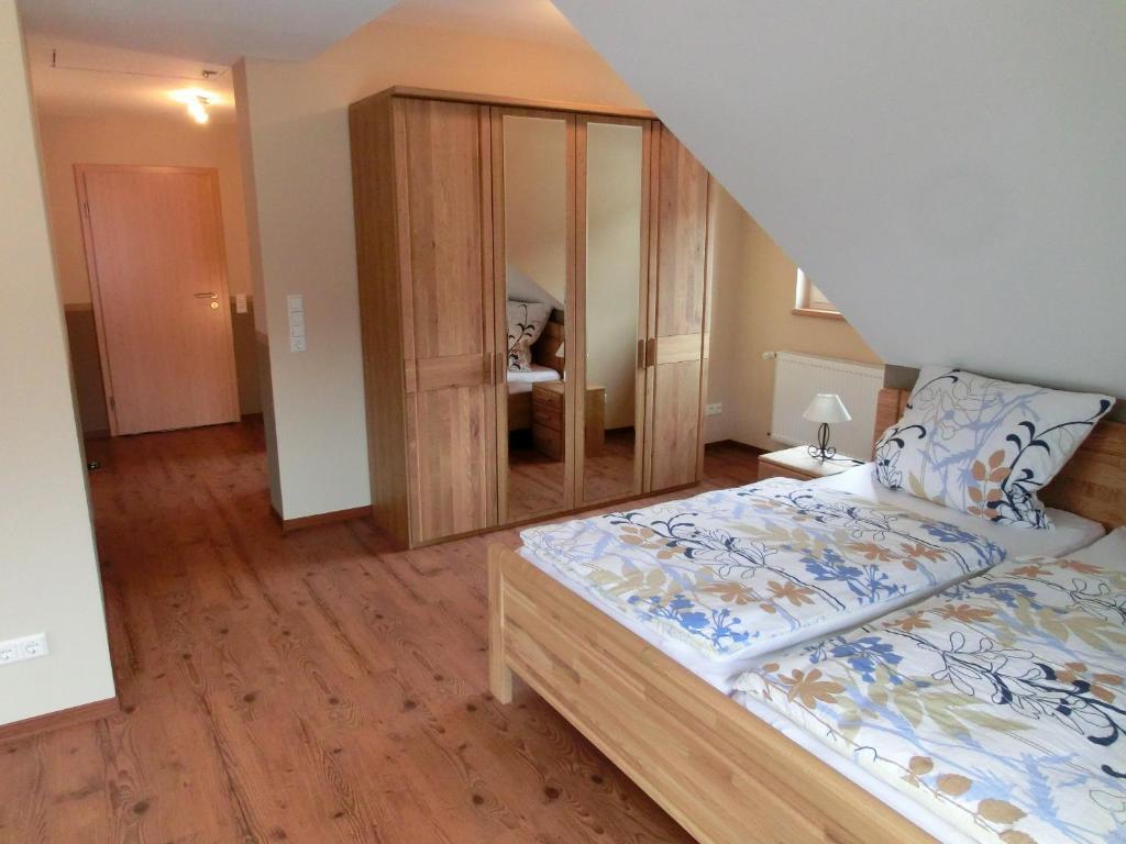Ferienweingut Hirschen Schulstrasse Burg (Bernkastel-Wittlich) Quarto foto